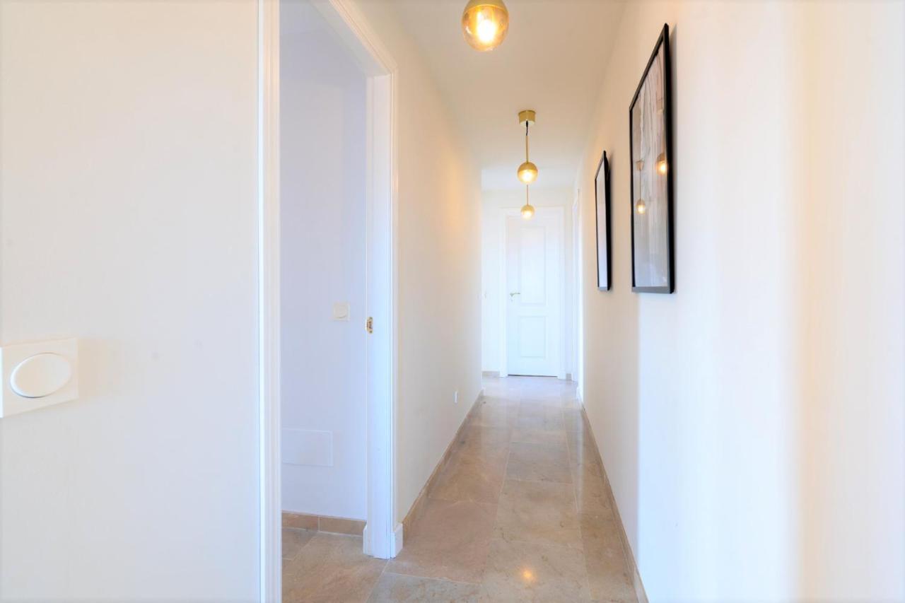 9 Penthouse With Amazing Sea Views, Close To Golf Manilva Duquesa Exteriér fotografie
