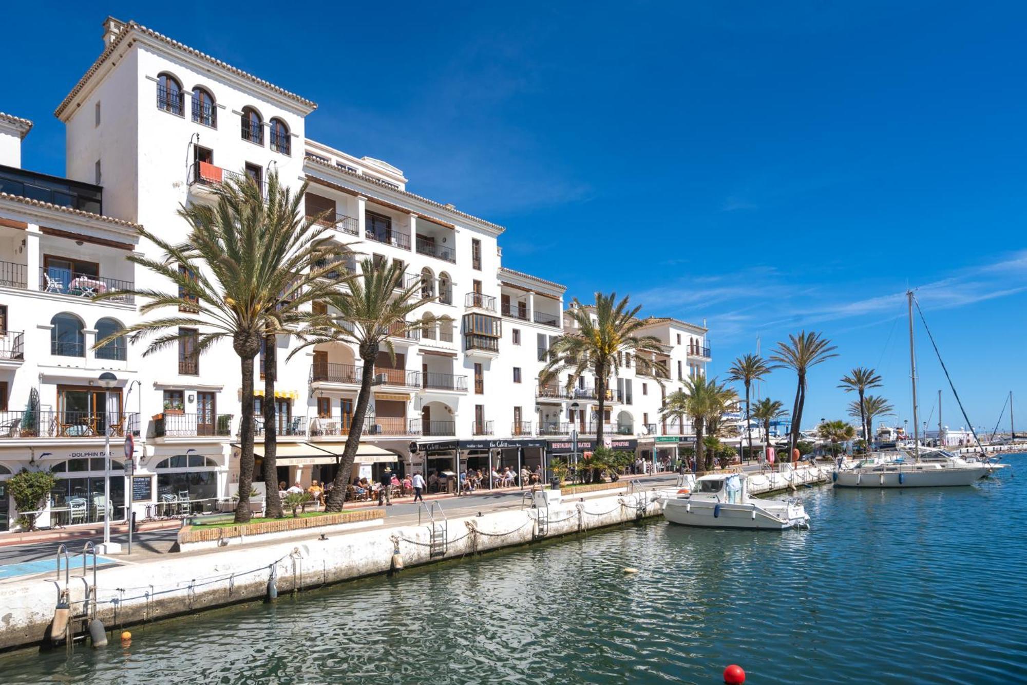 9 Penthouse With Amazing Sea Views, Close To Golf Manilva Duquesa Exteriér fotografie